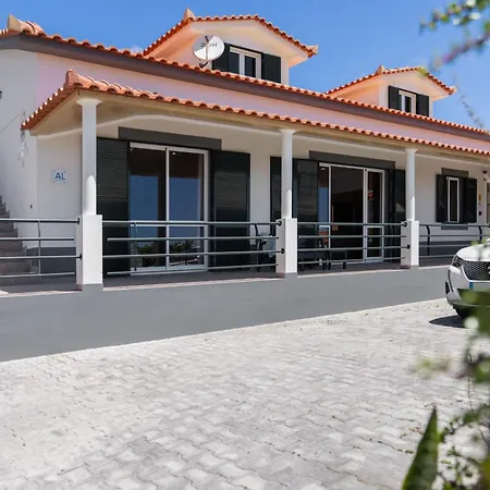 Gazela House Comfort & Barbecue In * Porto Santo