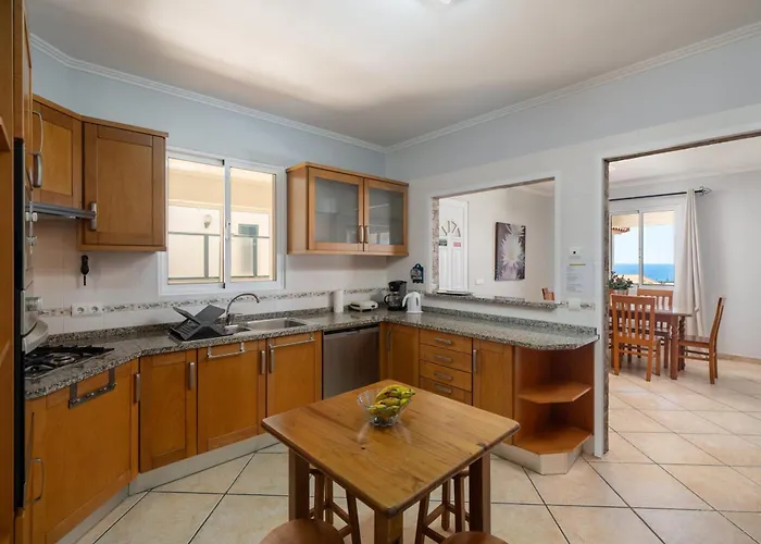 Semesterbostad Gazela House Comfort & Barbecue In Porto Santo