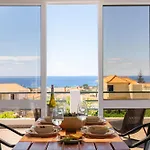 Gazela House Comfort & Barbecue In Porto Santo