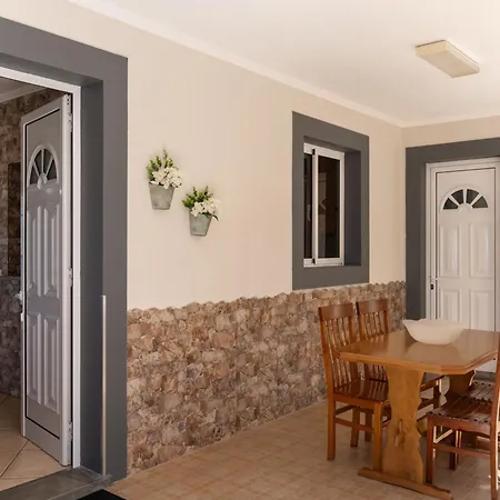 Gazela House Comfort & Barbecue In Дом отдыха *